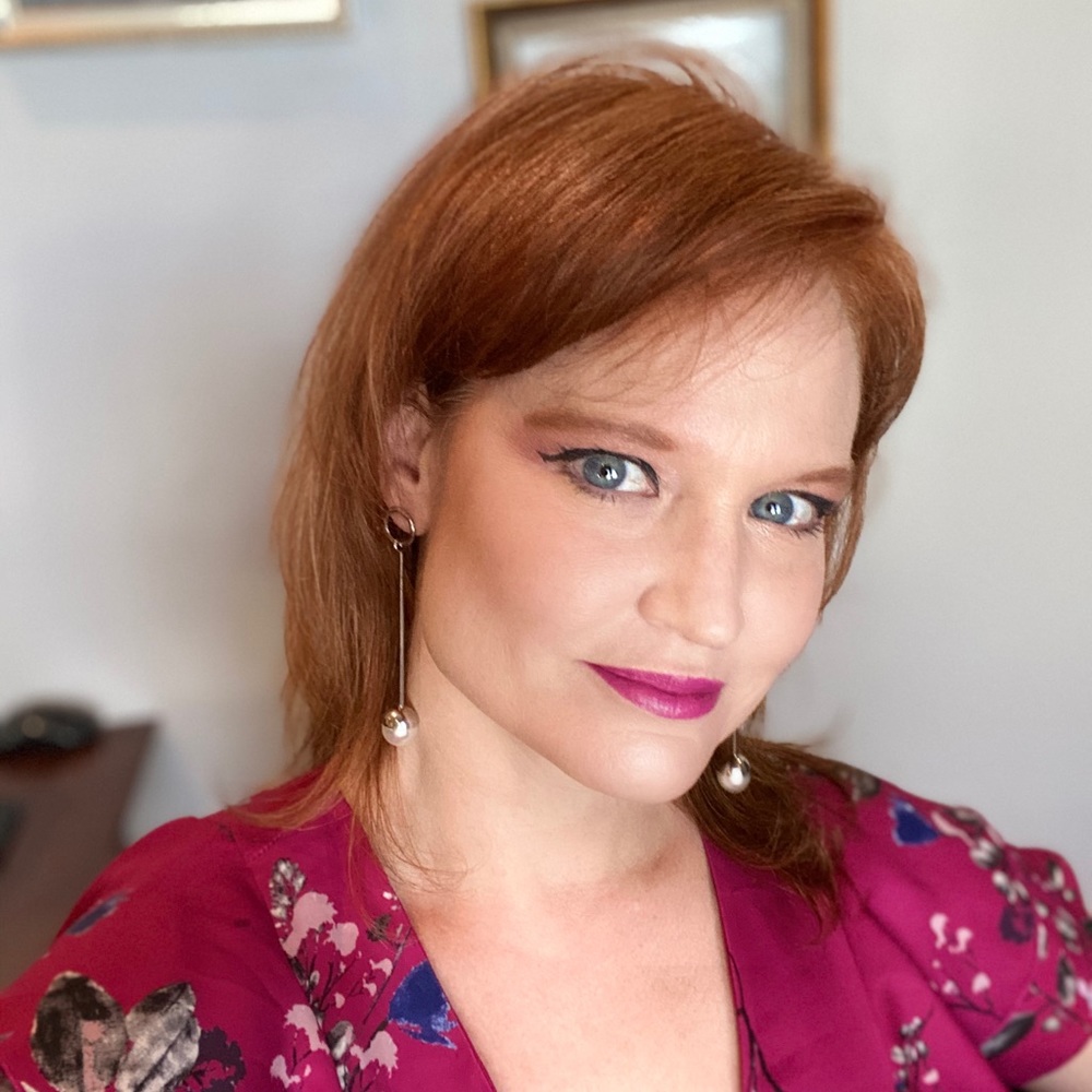 Meet your Posher, Holly